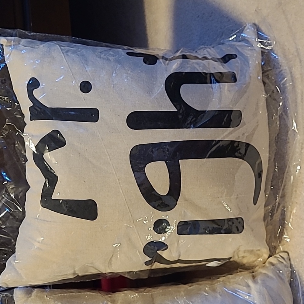 New Cushions Throw Pillows